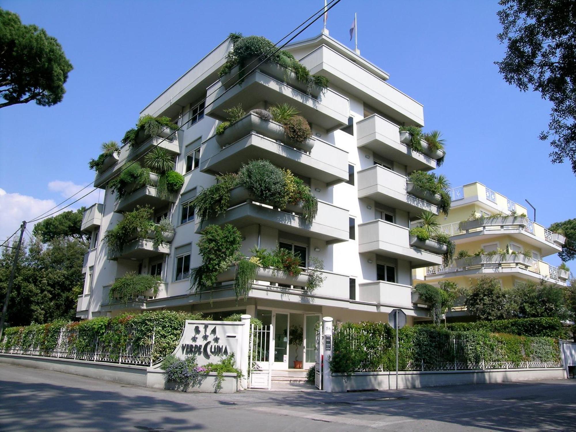 מרינה די פיאטרסנטה Verdeluna Aparthotel מראה חיצוני תמונה